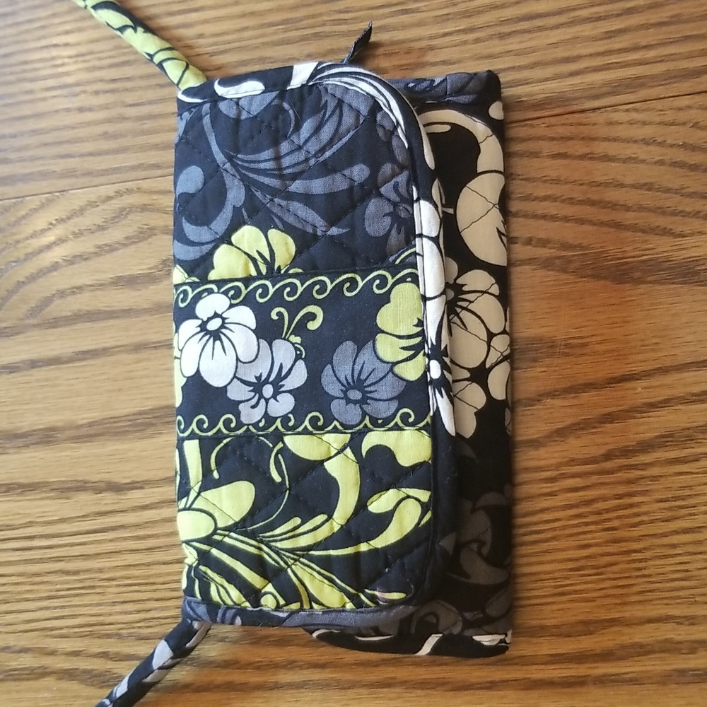 Divinity small crossbody - Picture 2 of 8
